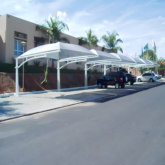 Cobertura de sombrite modelo 2 - Estacionamento coberto