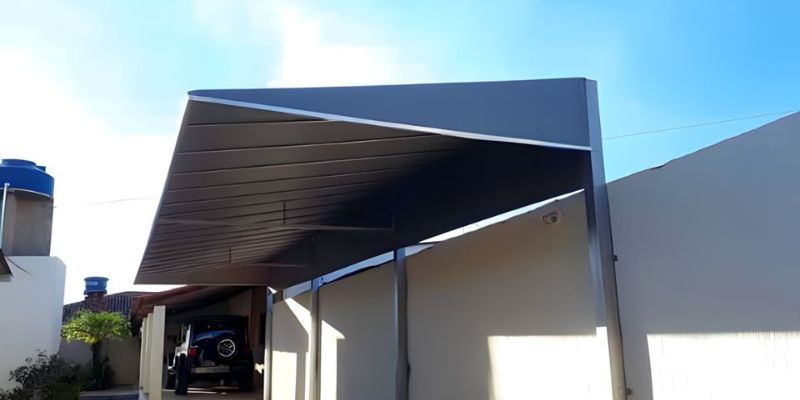 Cobertura Fixa de Lona instalada em área comercial