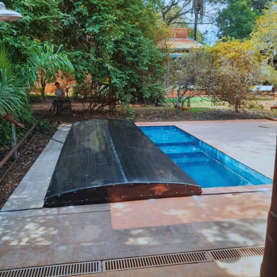 Cobertura Retrátil para Piscina com proteção solar
